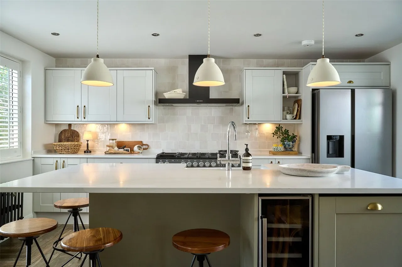 Johnson Place, Henley-in-Arden, B95, photo 3