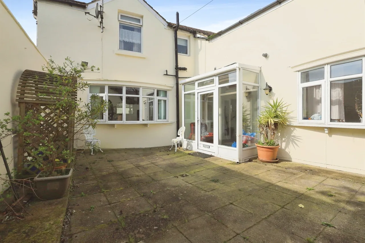 Selwyn Road, Eastbourne, photo 10