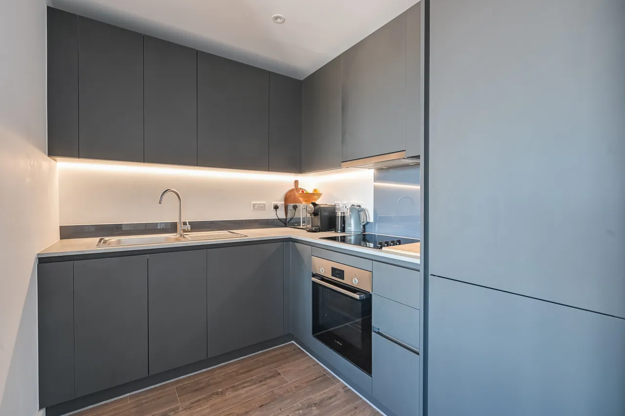 Flat 801, Headwater Point, London, photo 2