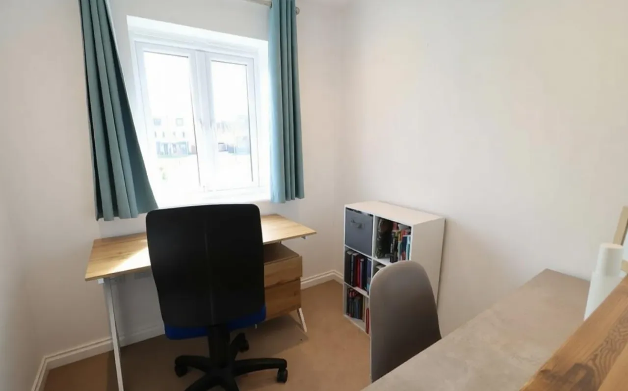 Bemrose Avenue, Telford, photo 18