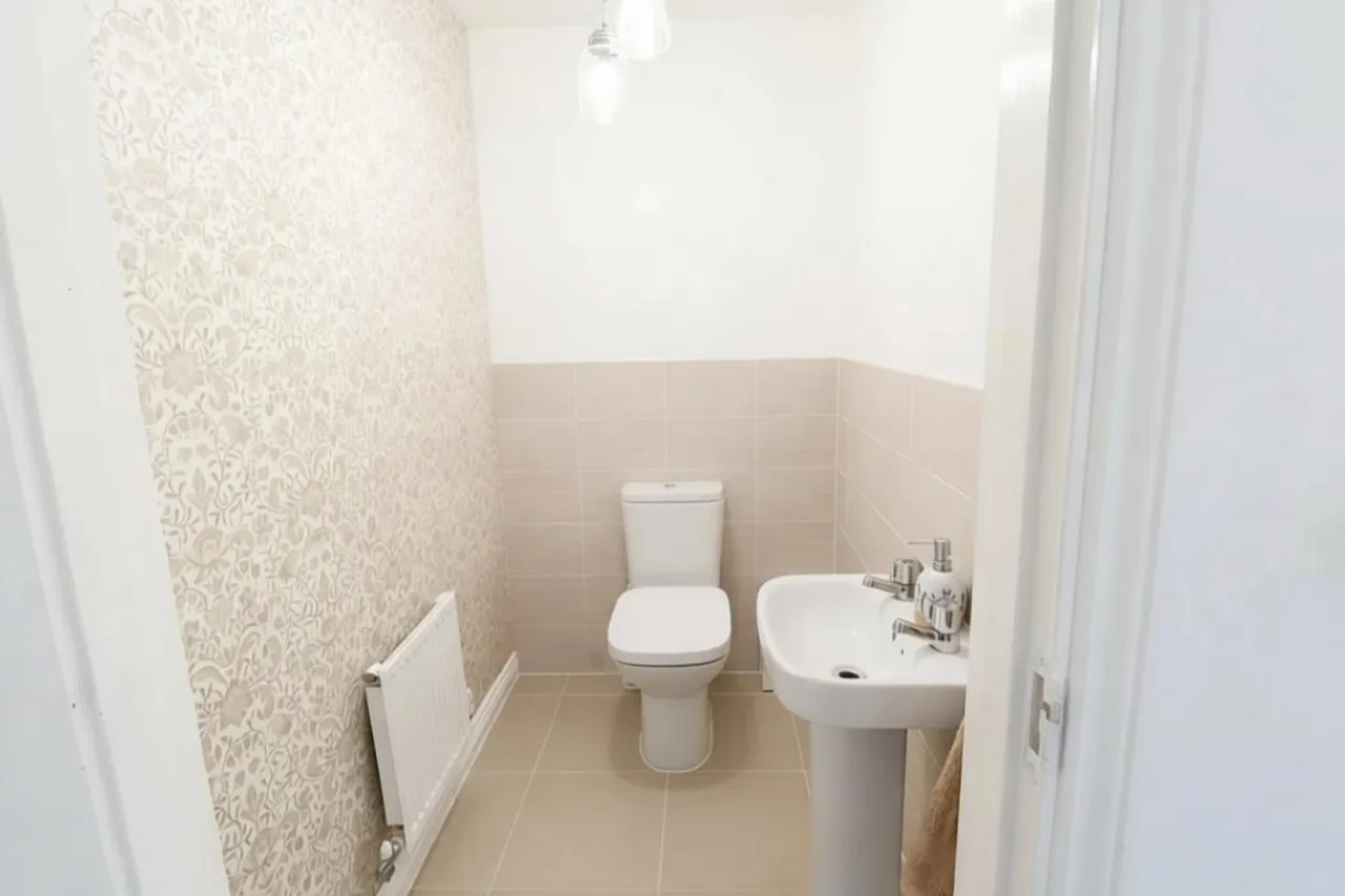 Bemrose Avenue, Telford, photo 9