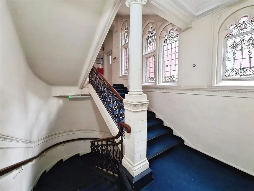 Above Bar Street, Southampton, Hampshire, SO14, photo 2