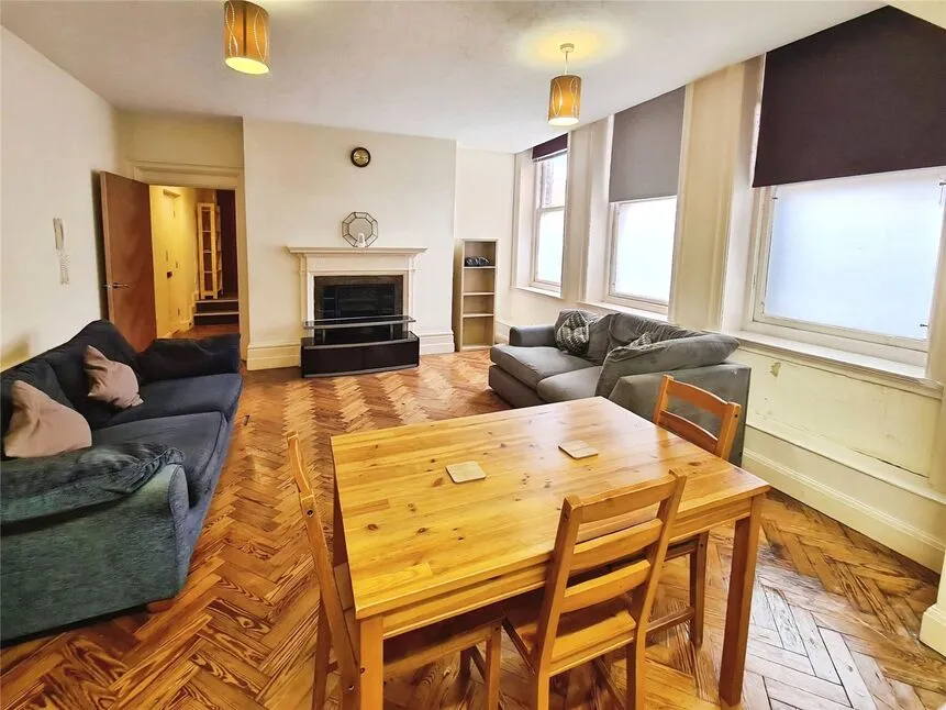 Above Bar Street, Southampton, Hampshire, SO14, photo 5