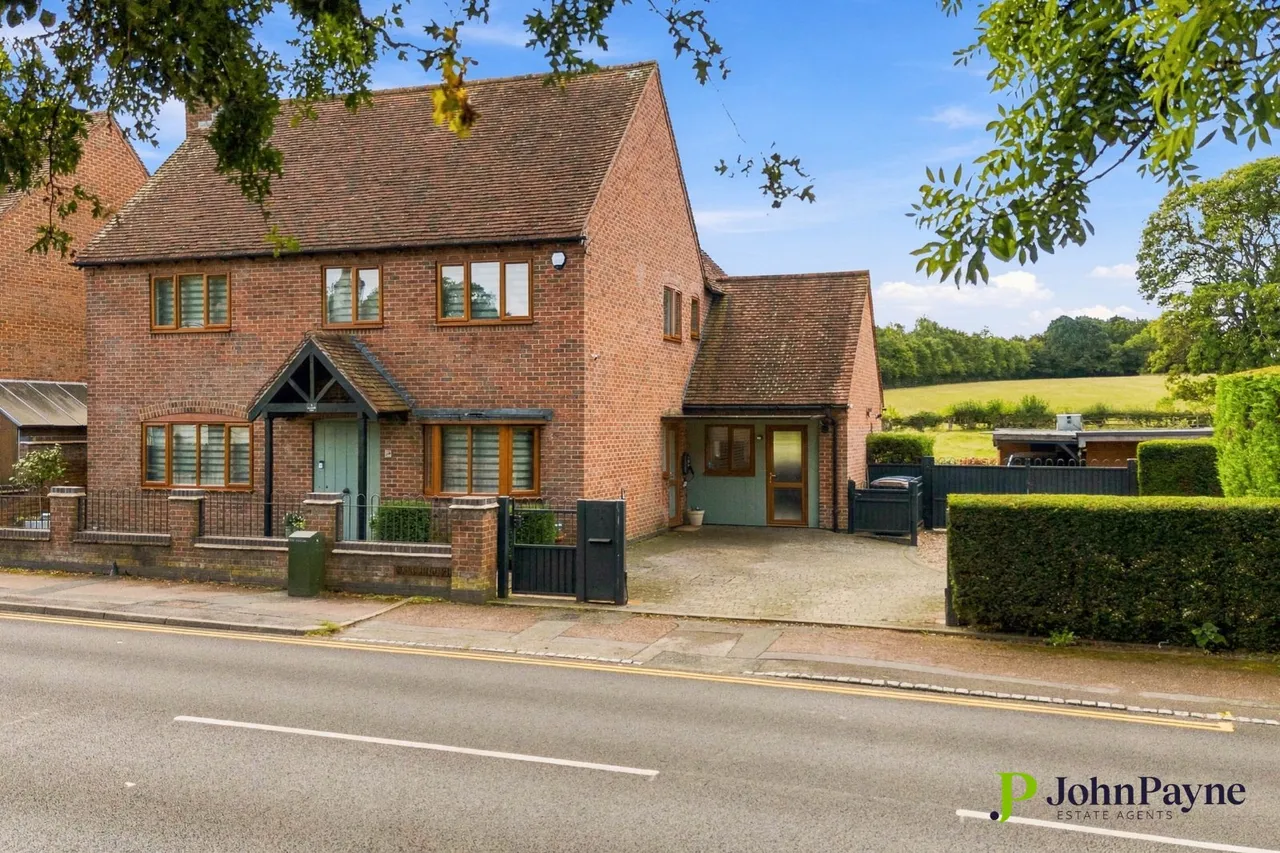 5 bed house for sale, Allesley, Coventry