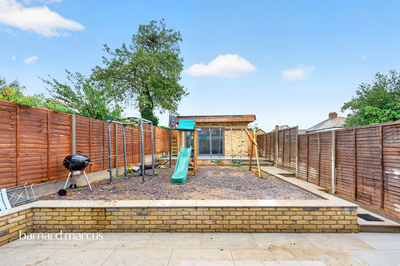 Tolworth Rise South, Surbiton, KT5, photo 7