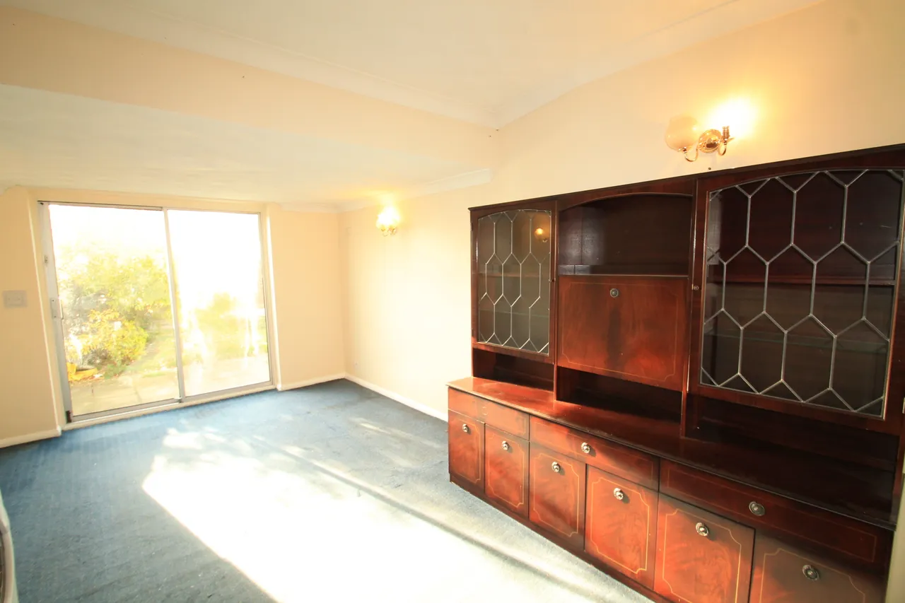 Burnham Crescent, Dartford, photo 7
