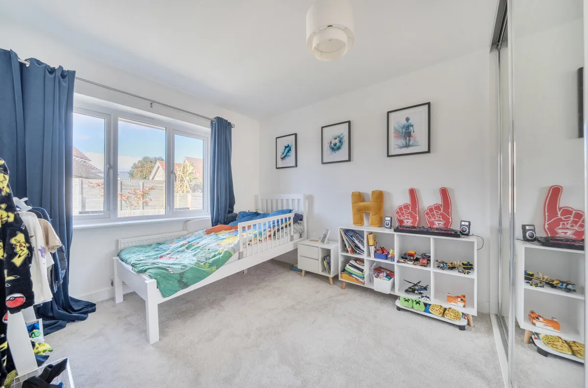 Billingshurst, RH14 9ZT, photo 18