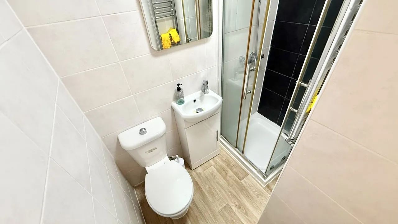 Heeley Road, B29, photo 6