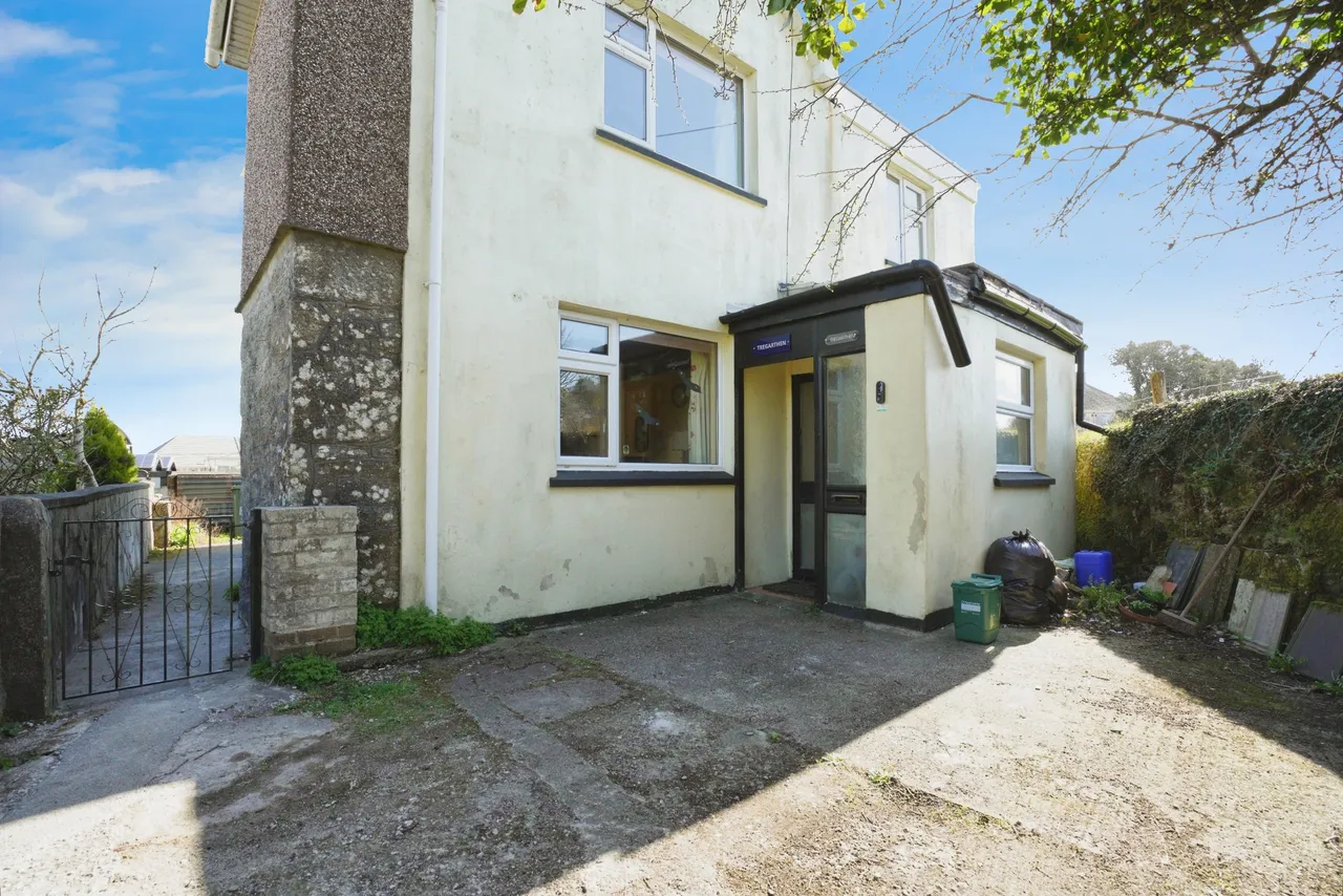 2 bed house for sale — Penhale Road, St. Austell
