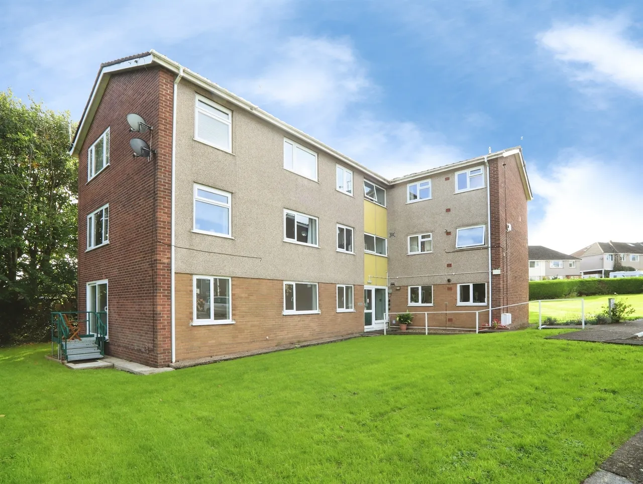 Lee Court Cardiff, CF14, photo 31