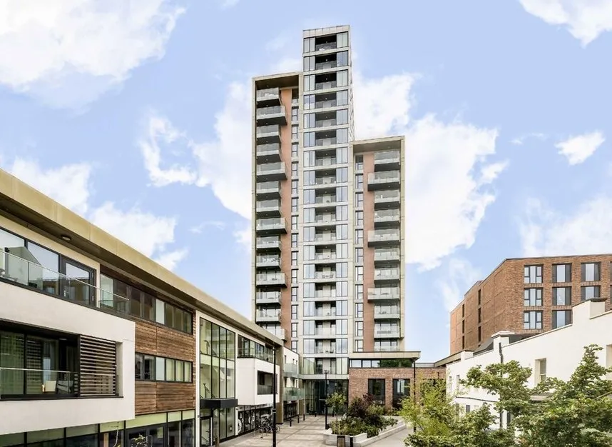 Corsican Square, Bow, E3, photo 2