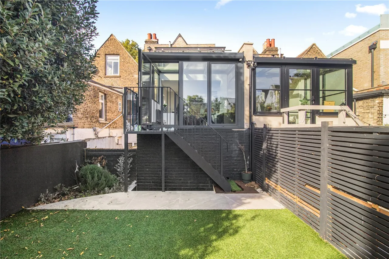 Battersea Rise, London, SW11, photo 6