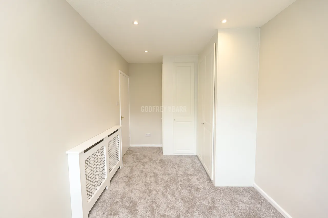 Heath View East Finchley, N2, photo 15