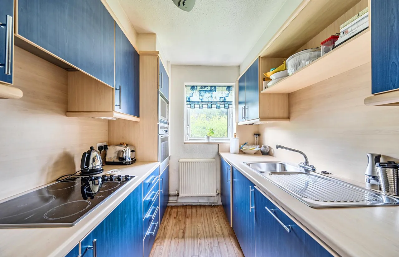 Heath View East Finchley, N2, photo 6