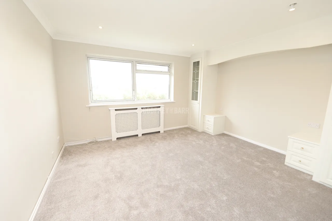 Heath View East Finchley, N2, photo 12