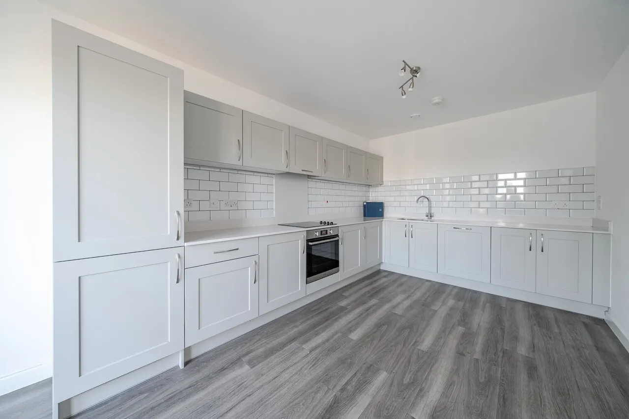 Nightingale Walk, Farnham, GU9, photo 5