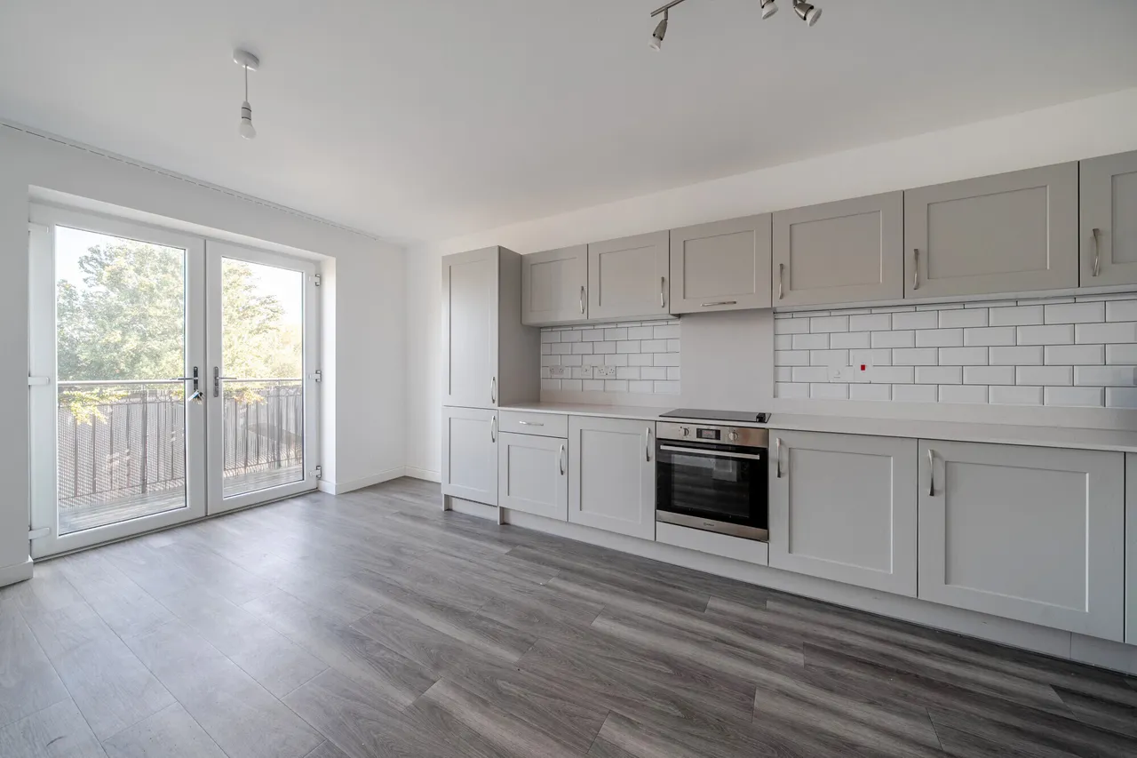 Nightingale Walk, Farnham, GU9, photo 6