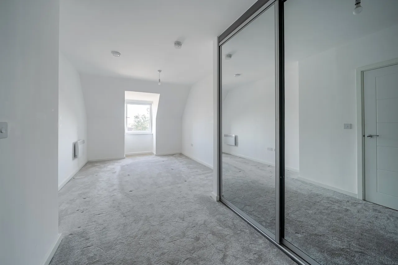 Nightingale Walk, Farnham, GU9, photo 7
