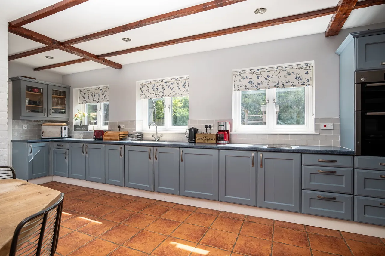 Homefield Cottage, Tilbrook, photo 13