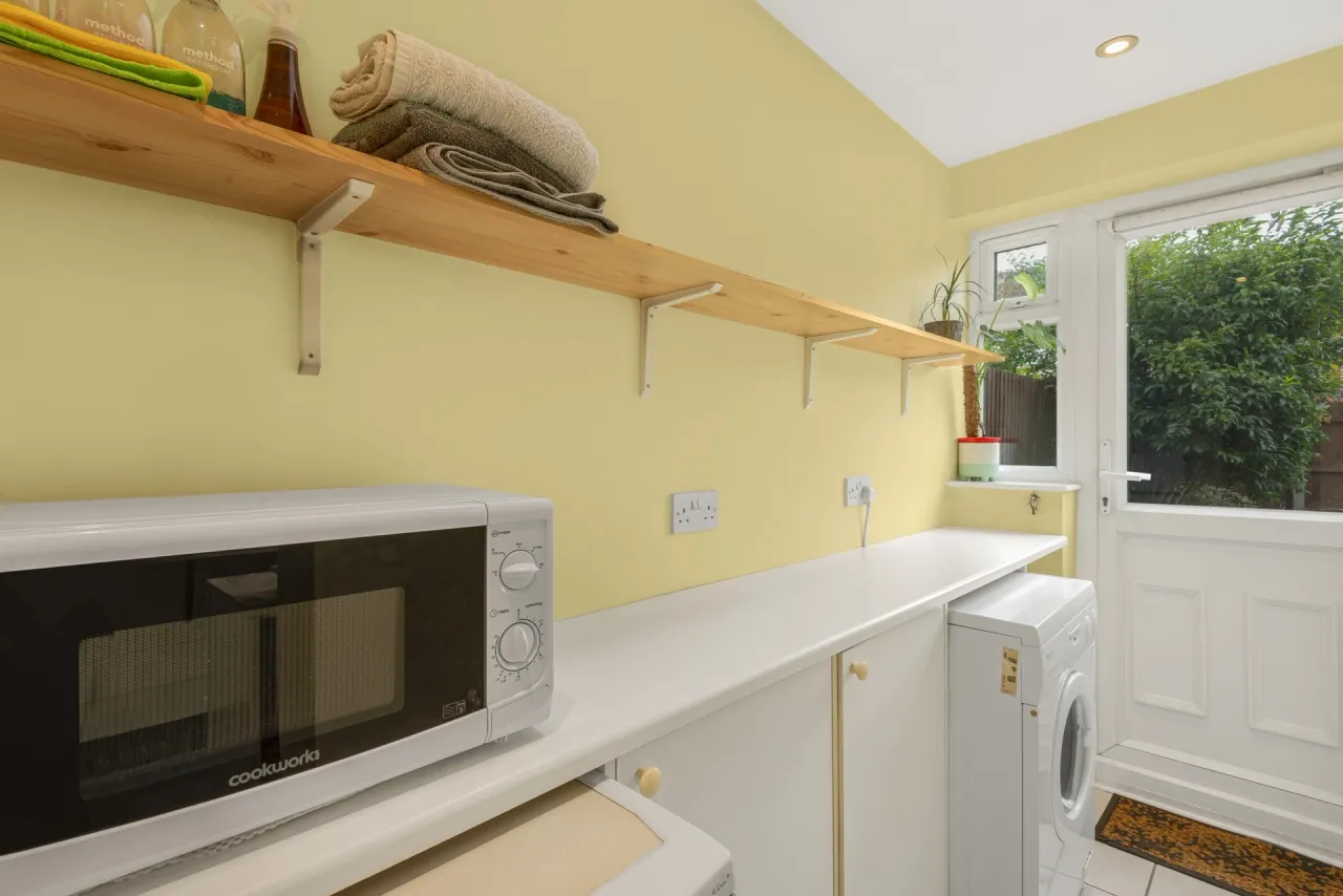 Blackmore Avenue, Southall, UB1 3ES, photo 16