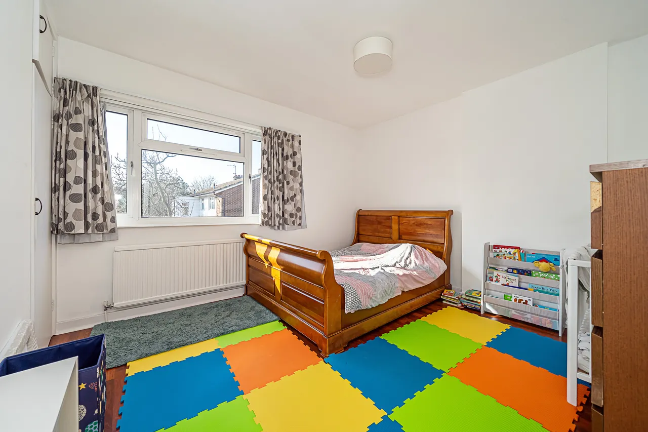 Bolton Road, London, W4, photo 8