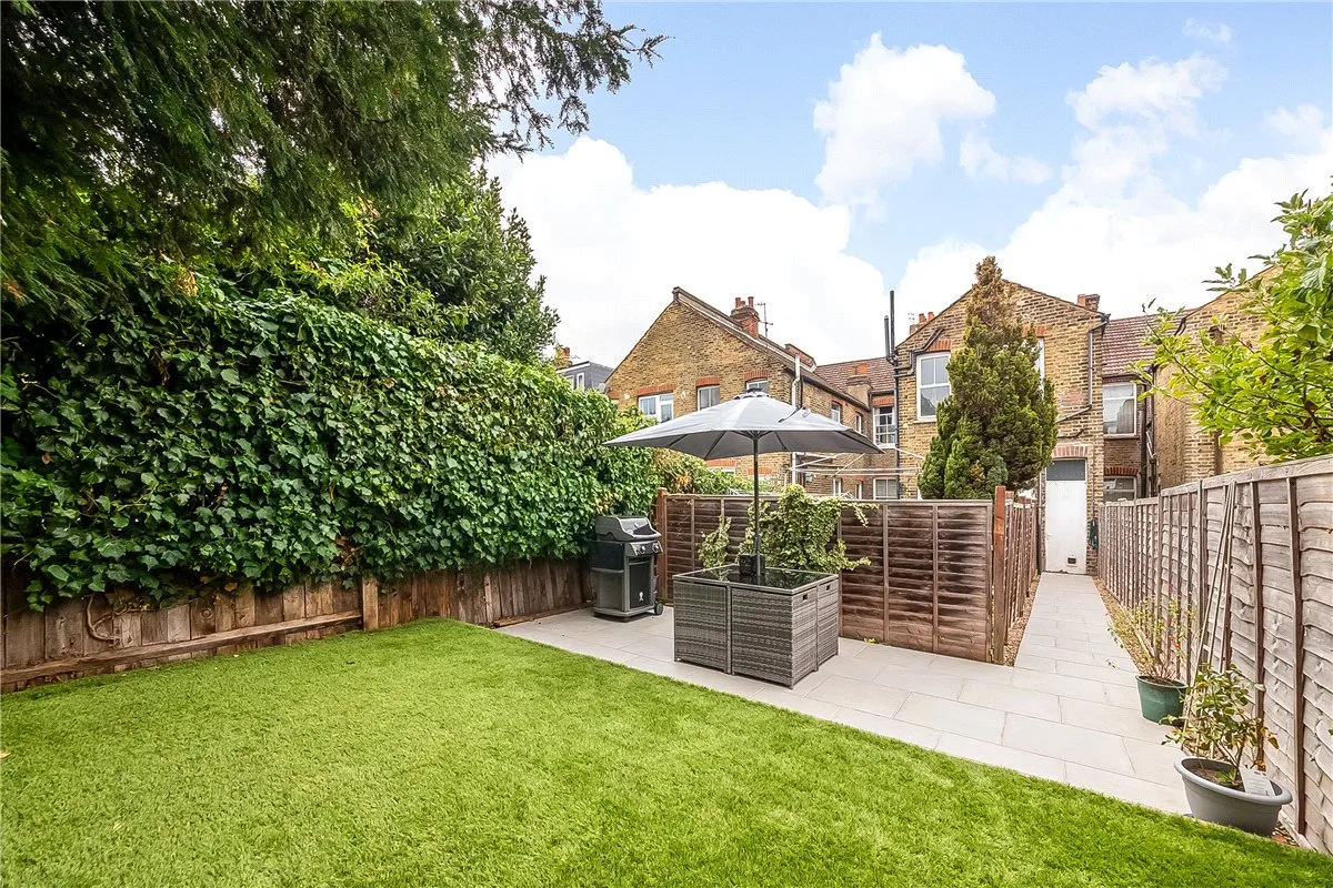Tranmere Road, London, SW18, photo 4