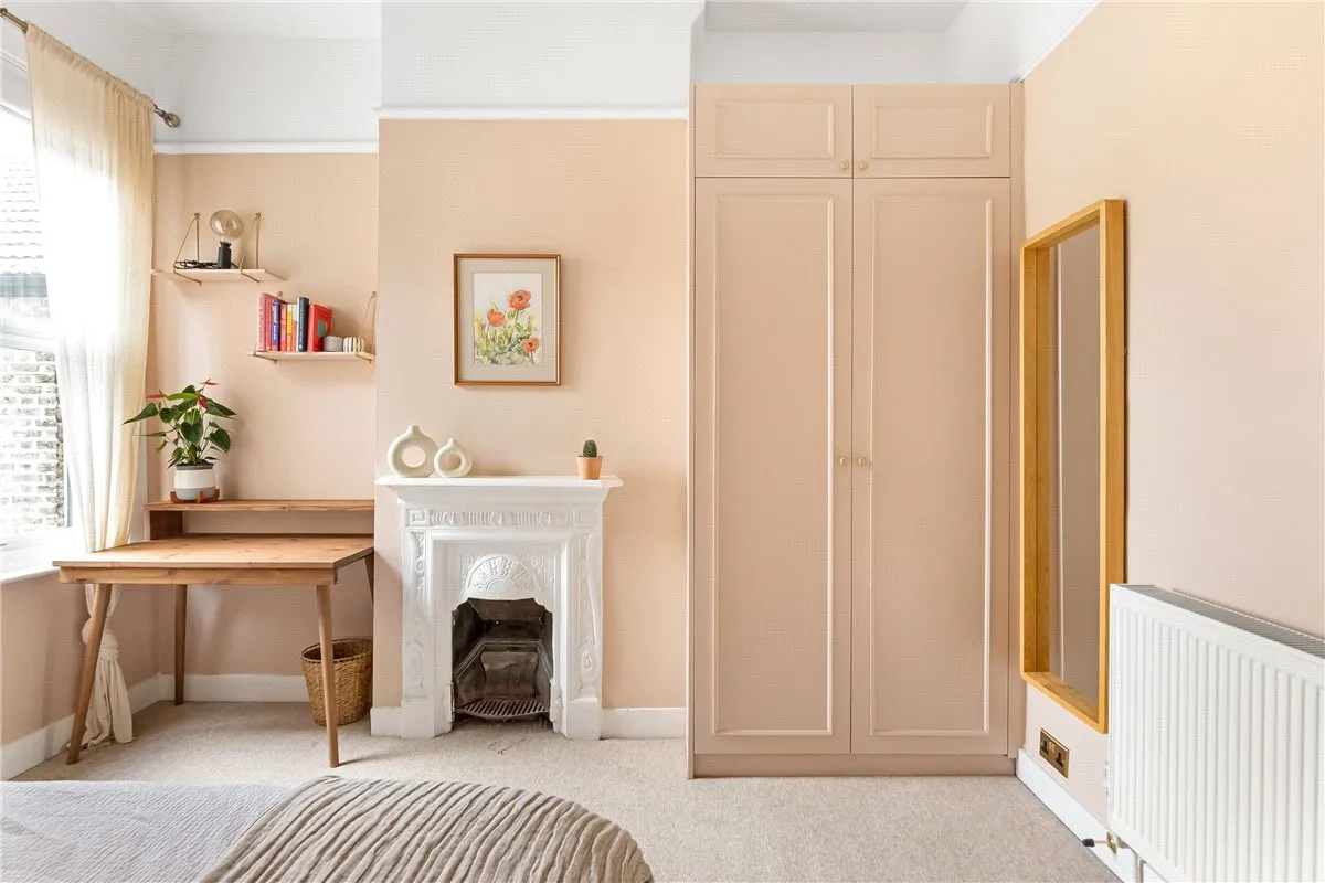 Tranmere Road, London, SW18, photo 13