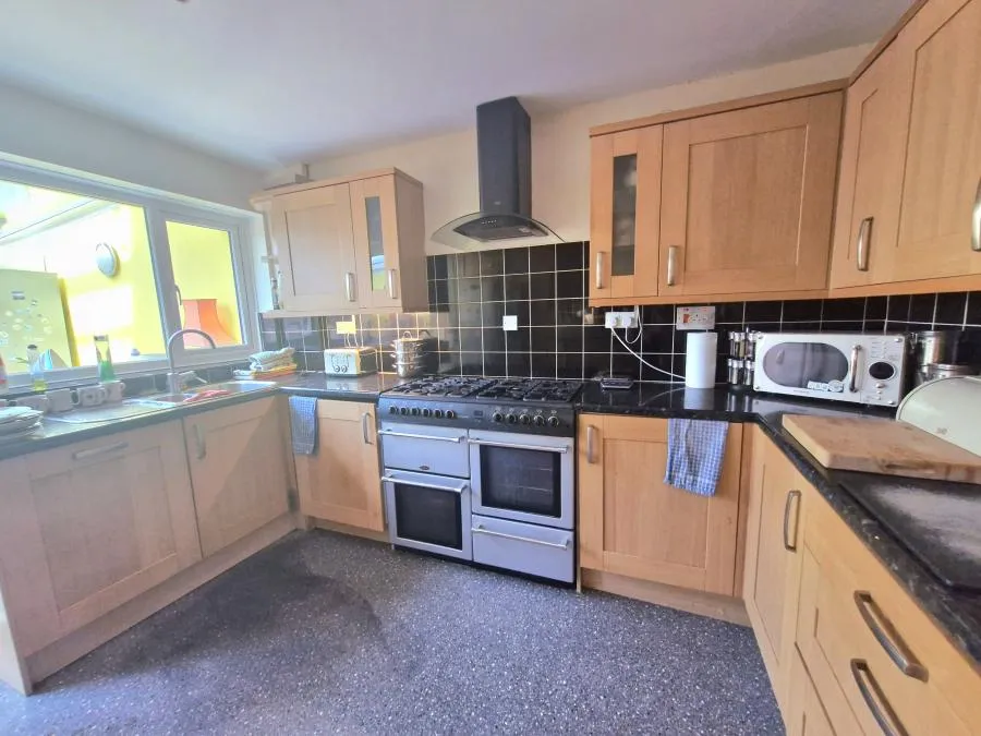 Camelot Crescent, Fareham, PO16, photo 4