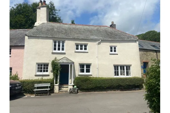 4 bed house for sale — South Pool, Kingsbridge