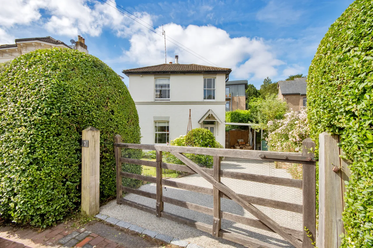 2 bed house for sale — Park Road, Tunbridge Wells, Kent, TN4 9JN