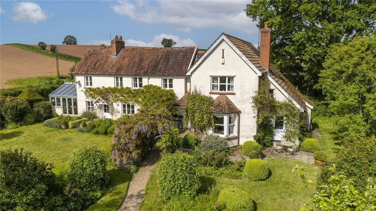 4 bed property for sale, Weekmoor, Milverton, TA4