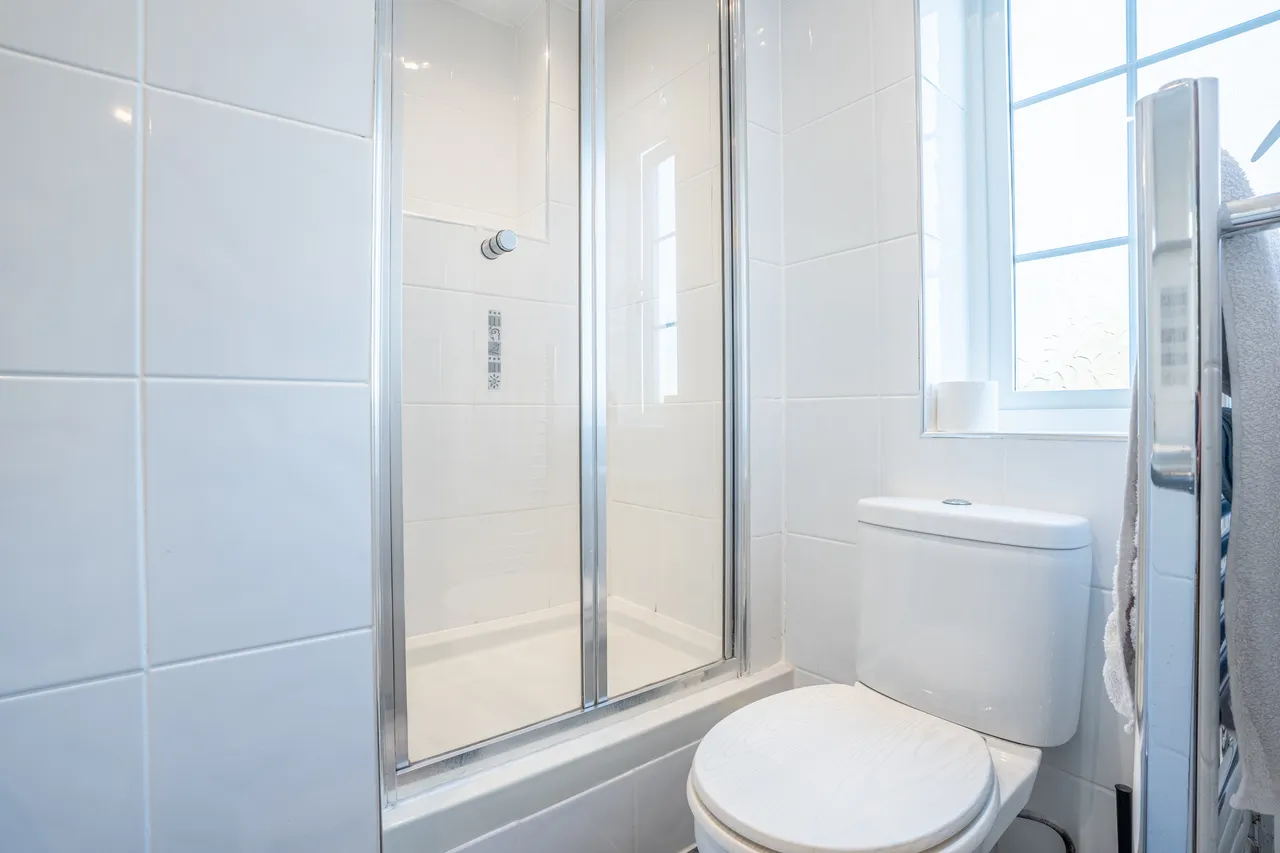 King George Croft, Morley, LS27, photo 15