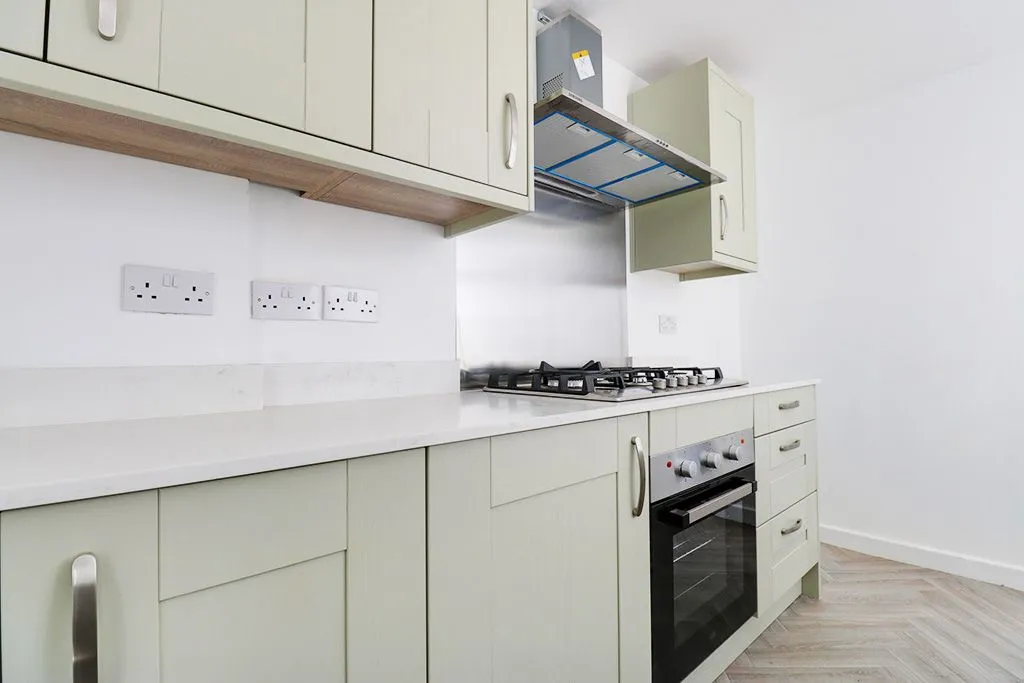 3 bed house for sale — Bromford Lane, West Bromwich, B70 7HS