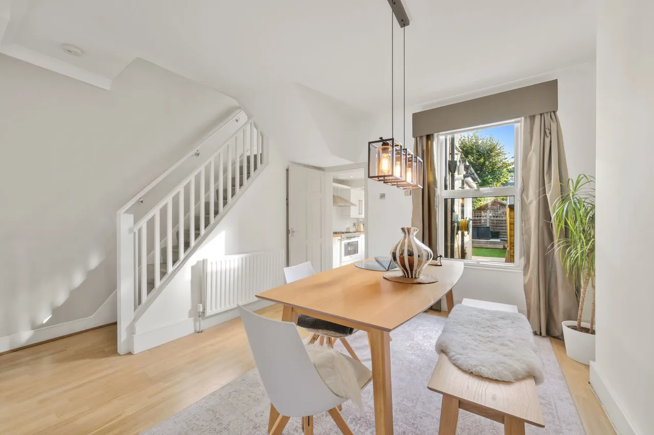Hotham Road, London, SW19, photo 4