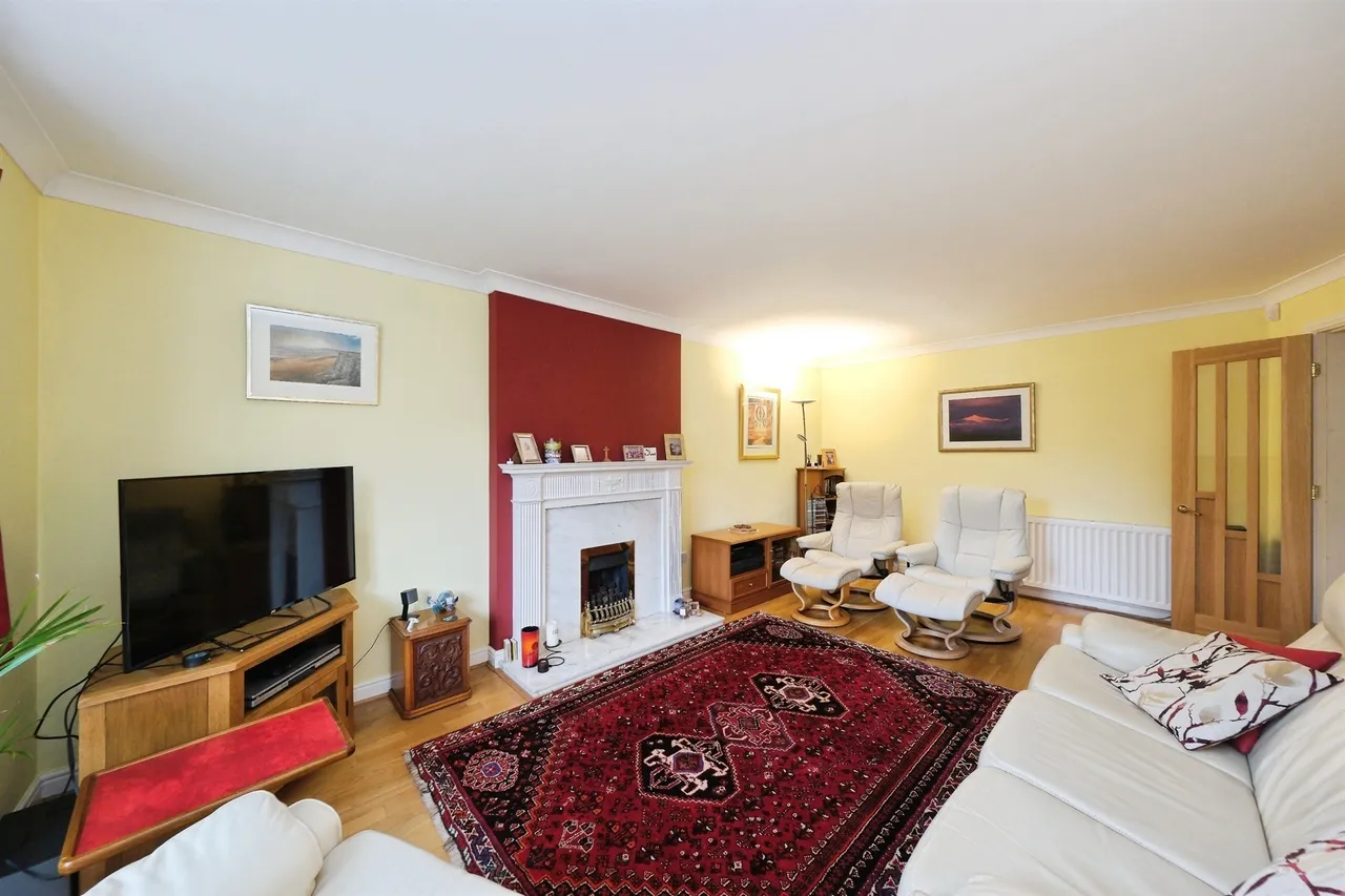 The Grange, Ashgate, S42, photo 15