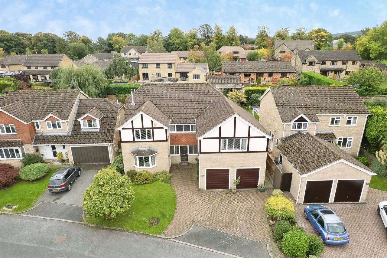 5 bed house for sale, The Grange, Ashgate, S42