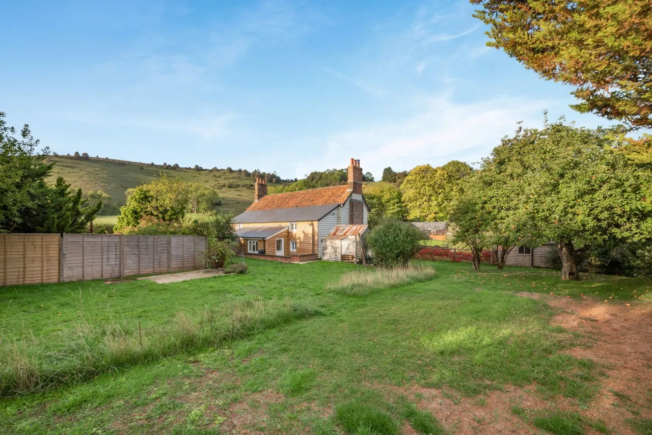 Burghclere, Newbury, RG20, photo 12