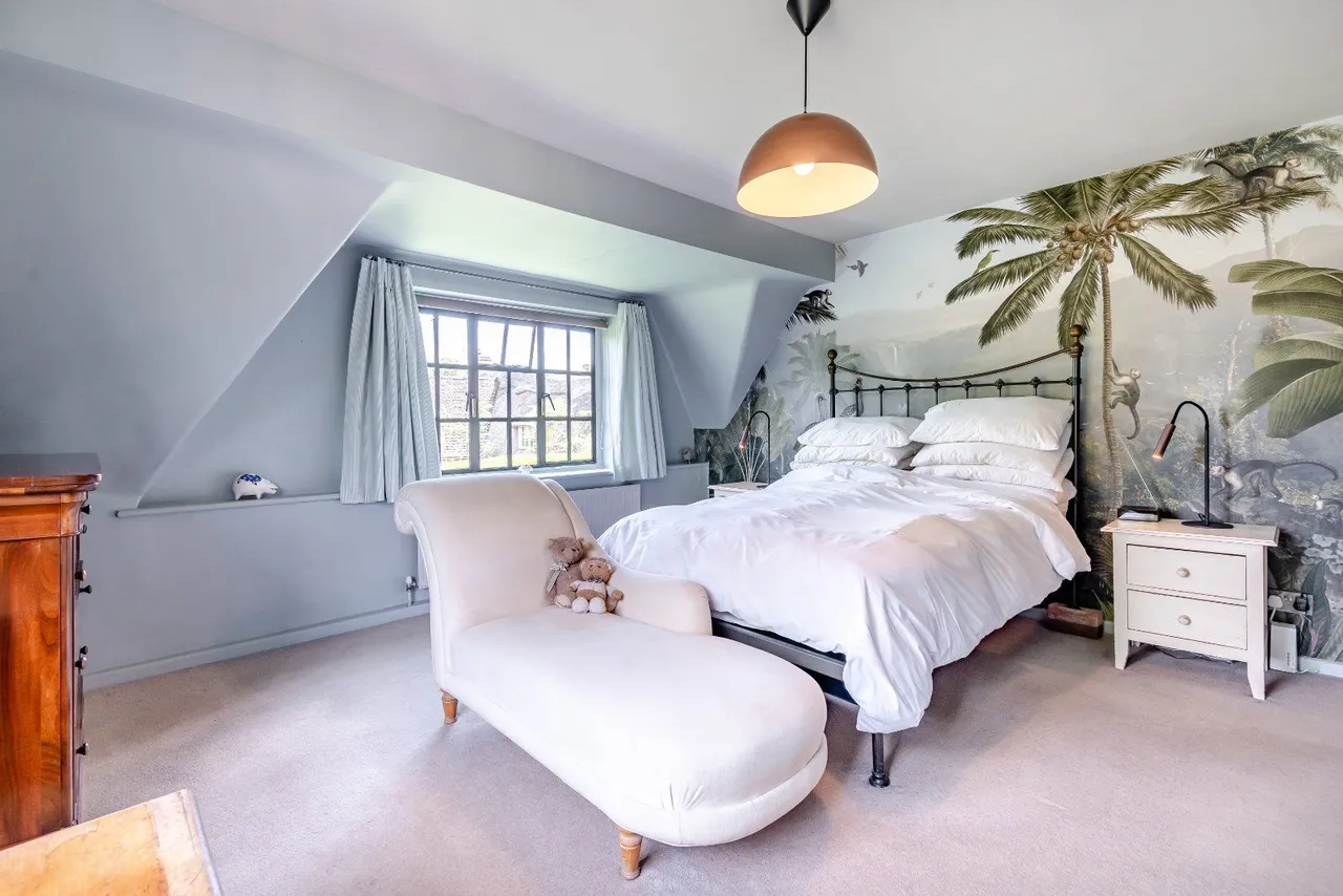 Broad Campden, Chipping Campden, Gloucestershire, GL55 6UR, photo 10