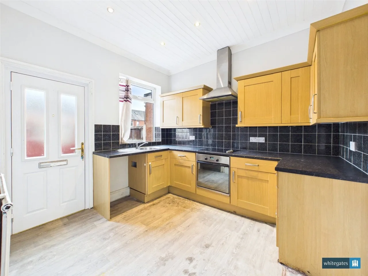 Doncaster Road, Goldthorpe, S63, photo 2