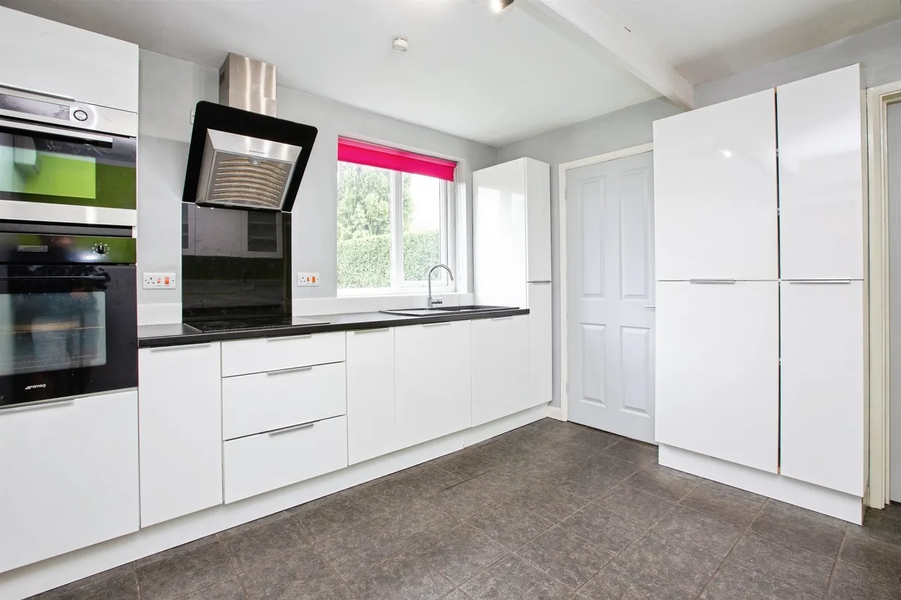 Addison Villas, Eastwood, NG16, photo 3