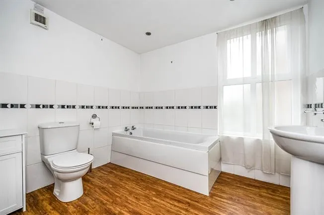 Church Road, Waterloo, L22, photo 12