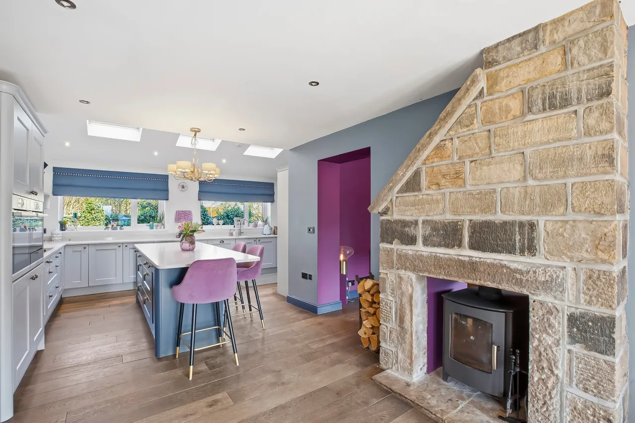 Otley Road, Bingley, BD16, photo 2