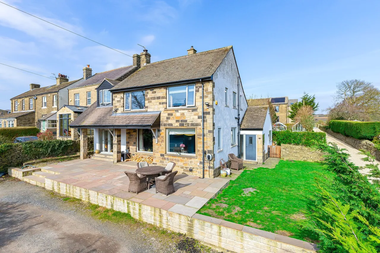 Otley Road, Bingley, BD16, photo 32