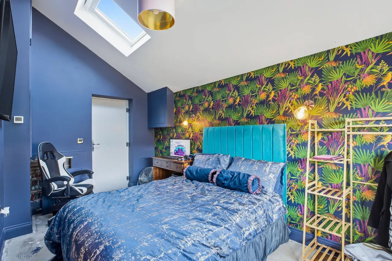 Otley Road, Bingley, BD16, photo 17