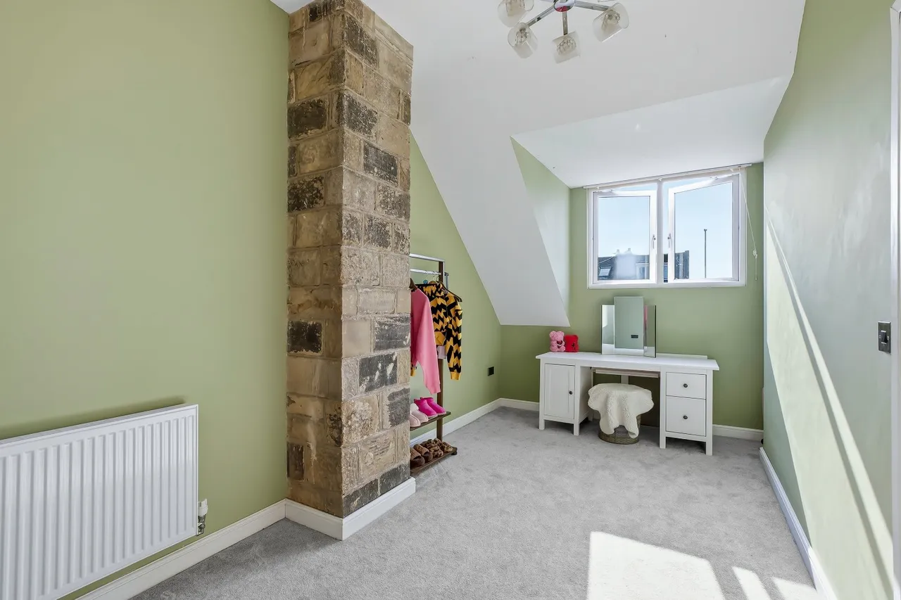 Otley Road, Bingley, BD16, photo 24