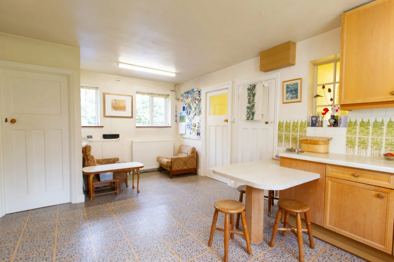 Fitzroy Road, Fleet, GU51 4JH, photo 9
