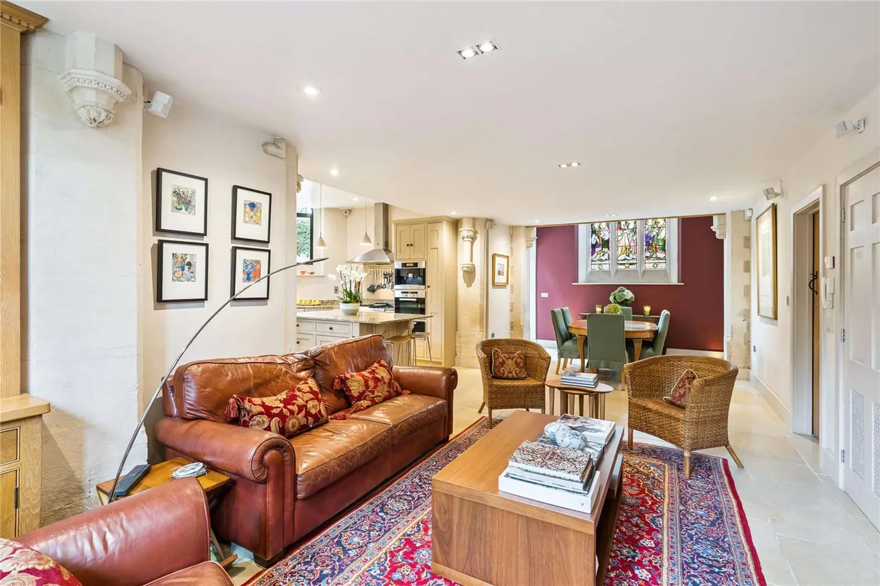 Binfield Road, Shurlock Row, Reading, RG10 0QJ, photo 11