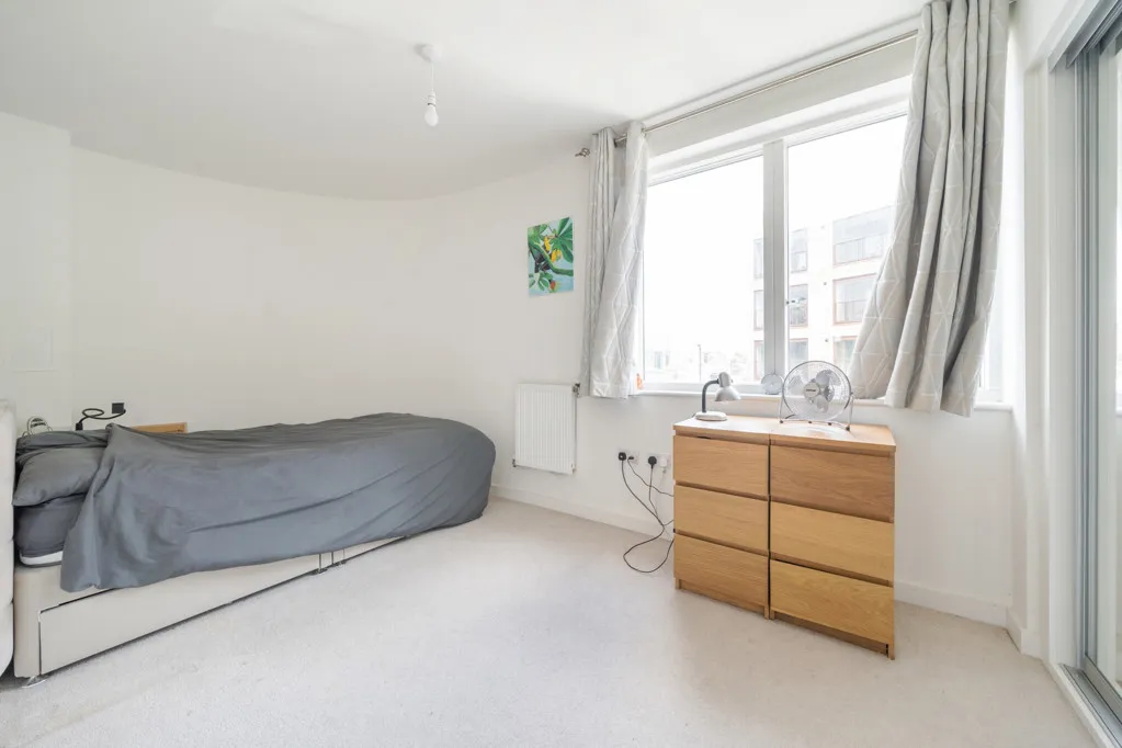 Kenneth Way, Ealing, W5, photo 14