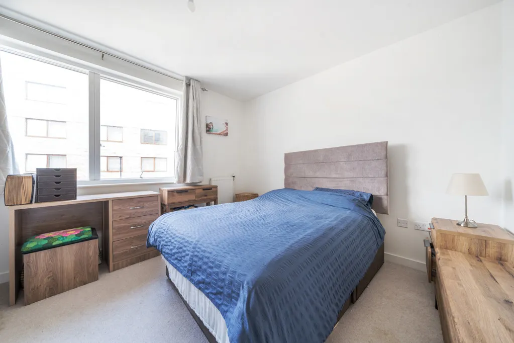 Kenneth Way, Ealing, W5, photo 10