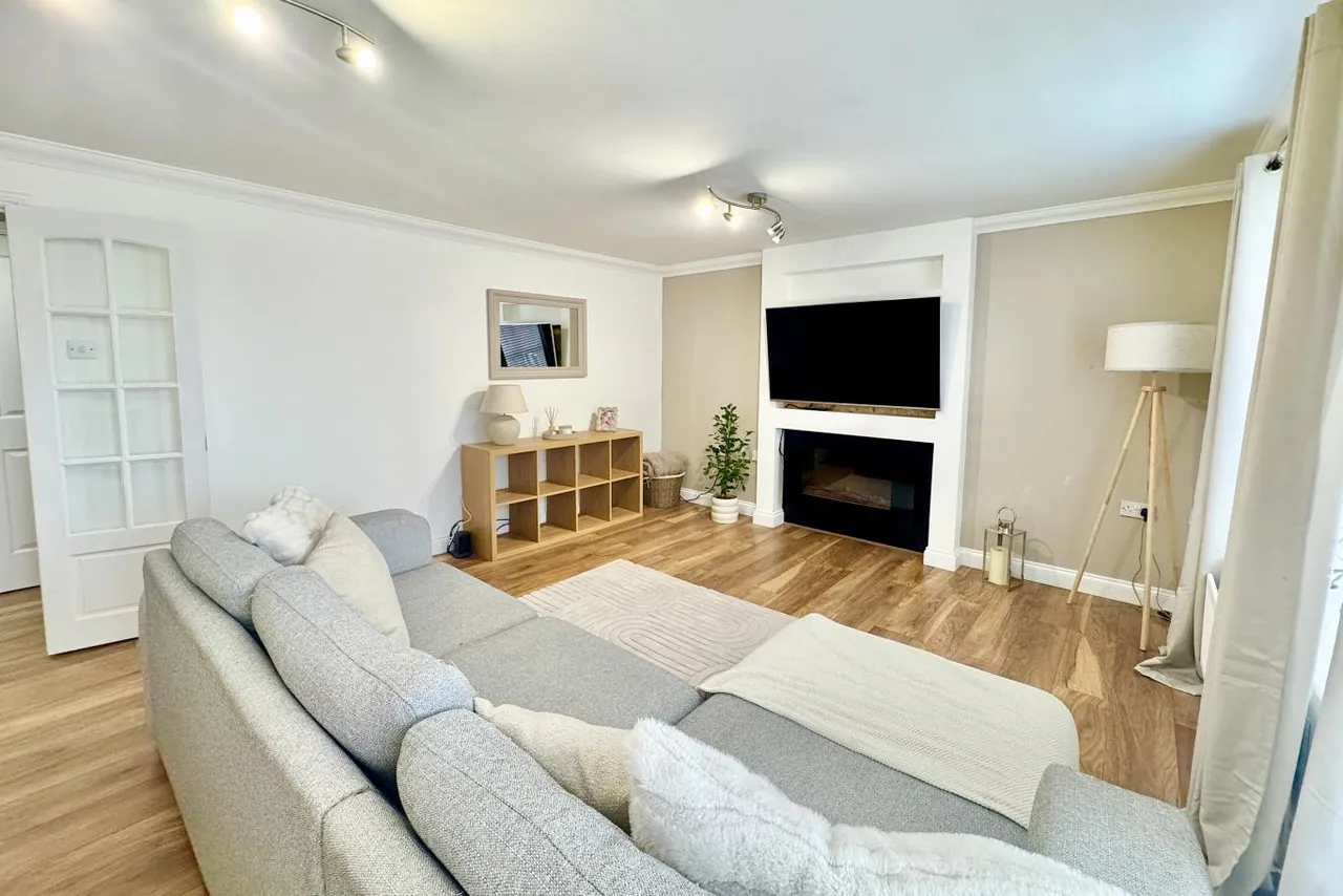 Malmesbury Park Road, BH8, photo 6